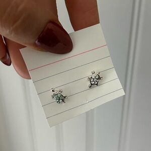 Elegant Silver Tone Rhinestone Turtle Stud Earrings